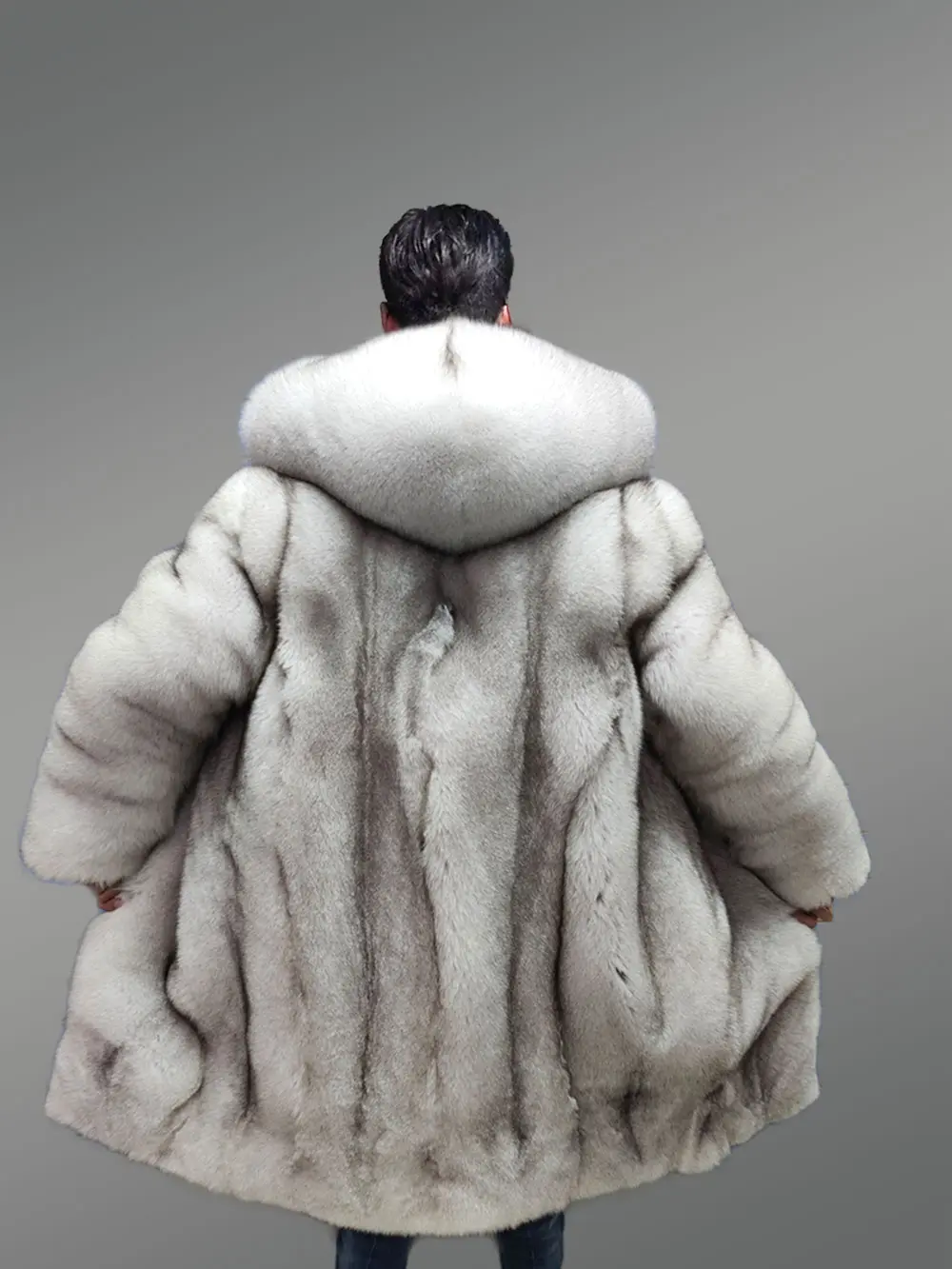 Fox Fur Coat for Superb Warmth & Style - Image 2