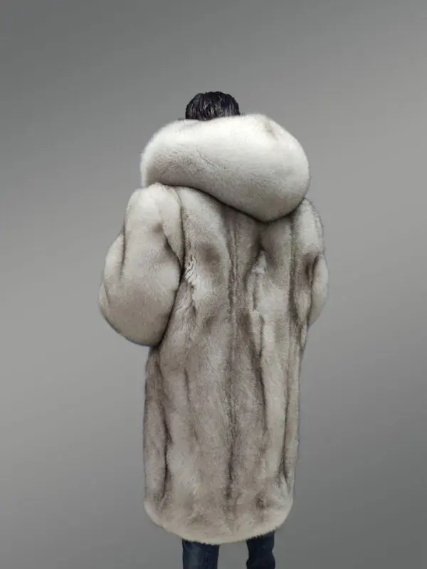 Fox Fur Coat for Superb Warmth & Style - Image 5
