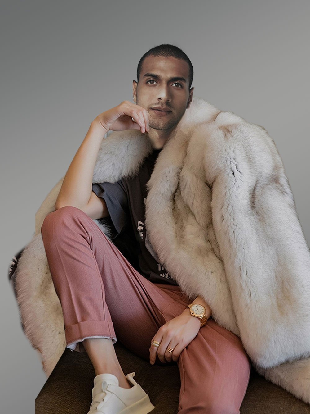 Mens Fox Fur White Coat Brings Unparallel Elegance and Comfort - Image 4