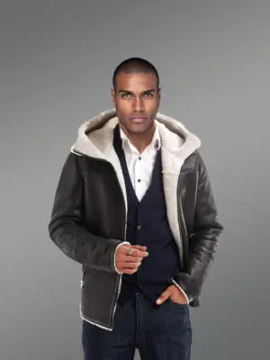 Men’s Real Stylish Shearling Jacket in Black is Chic & Comfortable Outfit