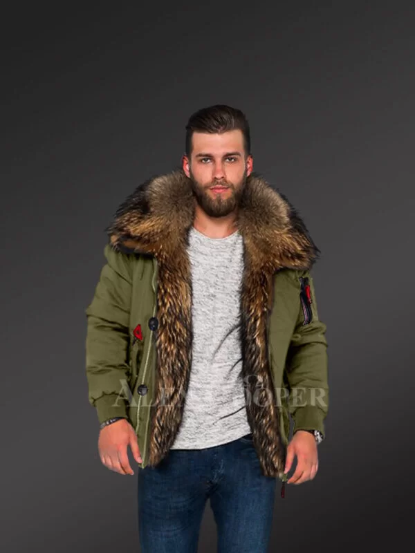 Stylish parka bombers in green with fur collar and frontline view