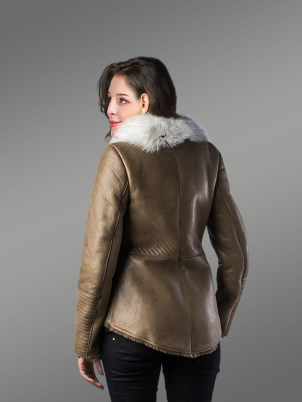 Alabama Brown Shearling with Fox Trims Creates Stunning Aesthetic Appeal - Image 3