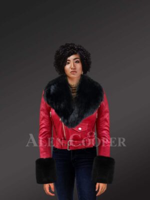 Authentic leather jackets in burgundy with removable fur collar and handcuffs for women