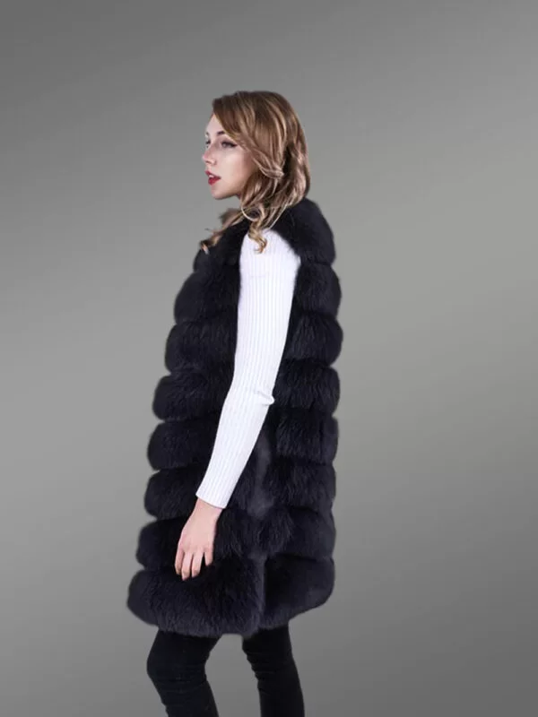 Black sleeveless fox fur coat for women - Image 3