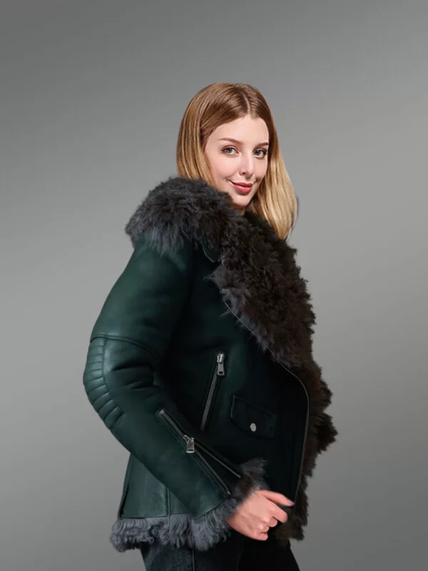 Emerald Color Toscana Shearling Jacket to Redefine Regal Taste of Women - Image 2