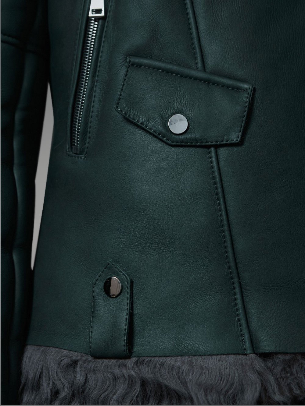 Emerald Color Toscana Shearling Jacket to Redefine Regal Taste of Women - Image 3