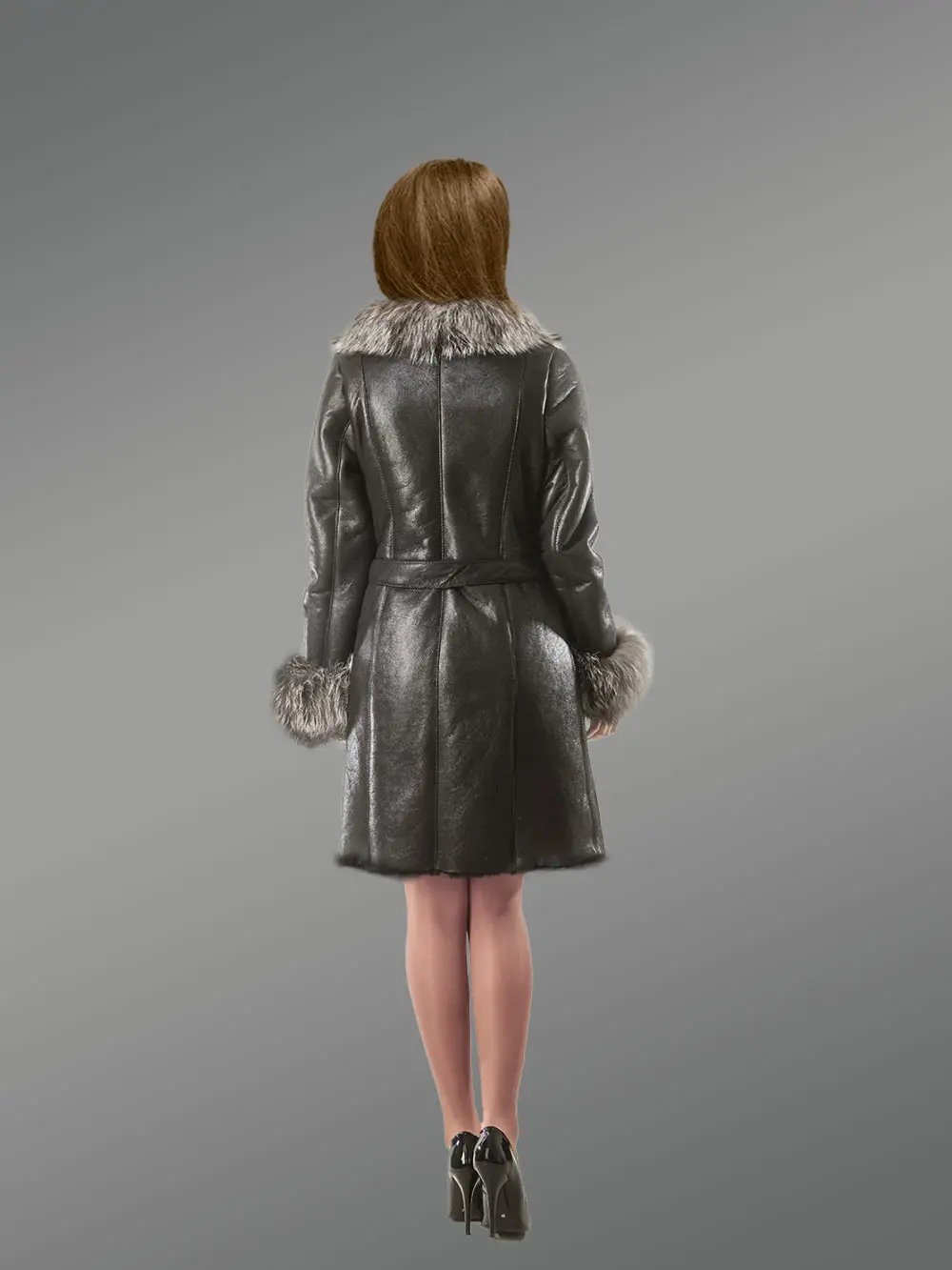 Women’s Silver Fox Fur Coat in Black with a cosy feel and adequate warmth