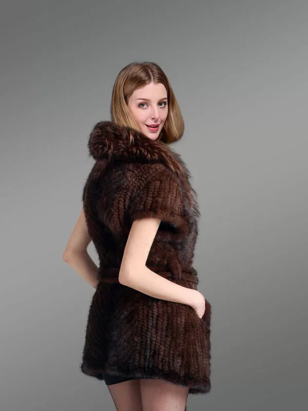Knitted Jacket of Mink Fur with Raccoon Fur Collar for Elegant Women - Image 7
