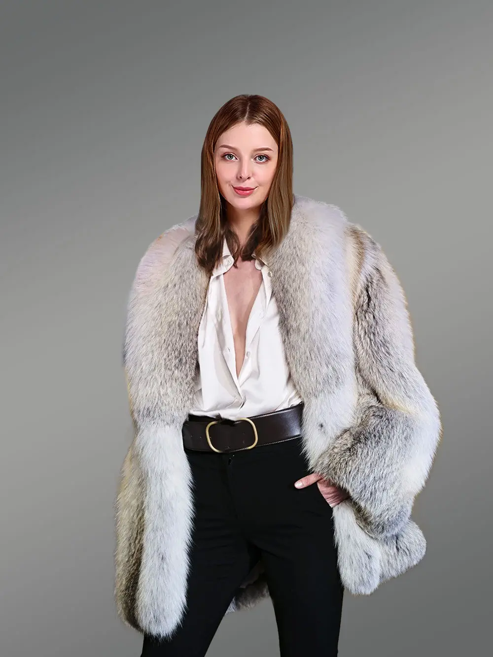 Luxury Fawn Light Fox Fur Coat for Women Gives Stylish and Elegant Look