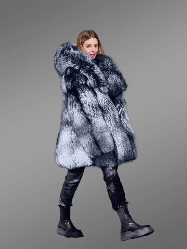 Luxury Silver Fox Fur Jacket for Women Is a Knee-Length Smart Outfit - Image 5
