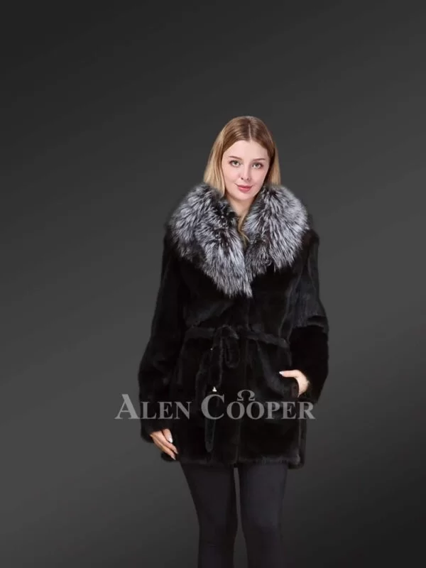 Mink-Fur-Coat-With-Silver-Fox-Fur-Collar-And-Lapels-For-Stylish-Women