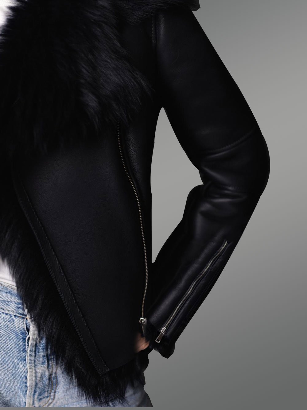 Toscana Shearling Jacket for Women in Black Nappa Finish - Image 3