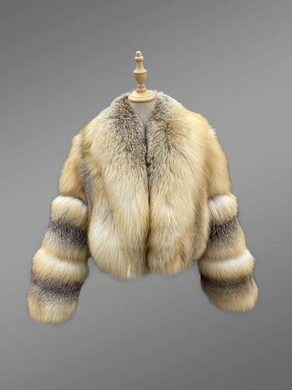 Short Soft Ladies Warm Plain Cropped Fox Fur Warms You on Cold Windy Days - Image 7