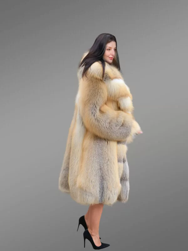 Women’s 3/4 Length Original Golden Fox Coat With Front Trimline - Image 4