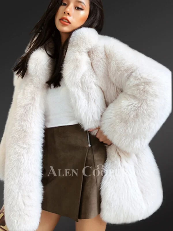 Women’s Oversized Real Fox Fur Real Warm Winter Coat in White - Image 6