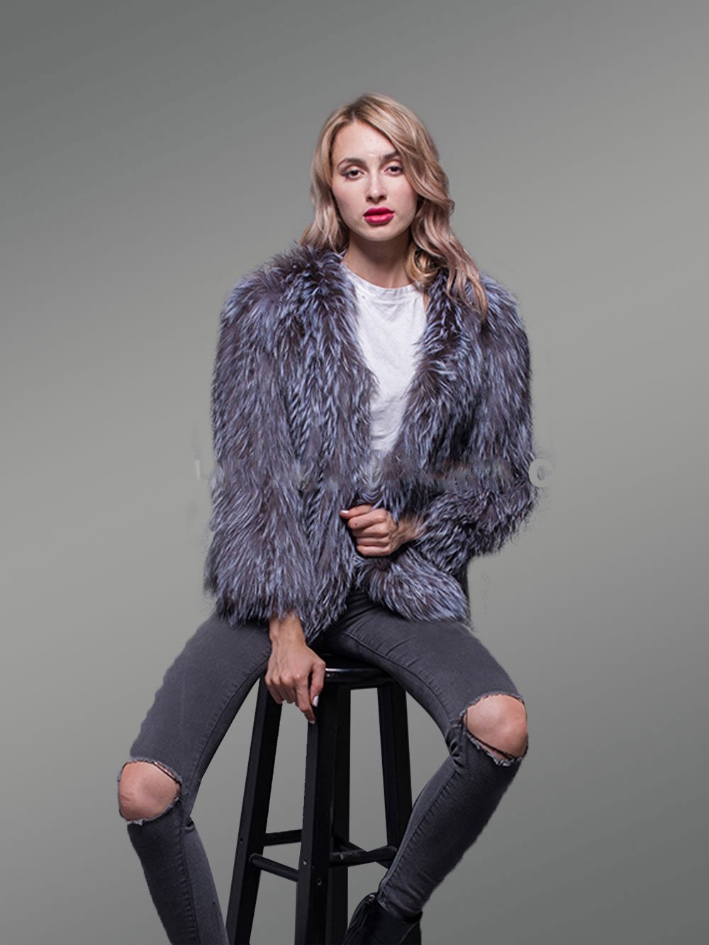 Women’s Real Silver Fox Fur Casual Short Winter Coat with Supreme Warmth - Image 4