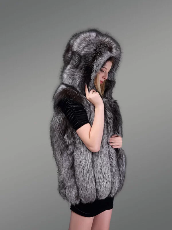 Classic Real Fox Fur Hooded Waistcoat Keeping Women Superbly Warm - Image 3