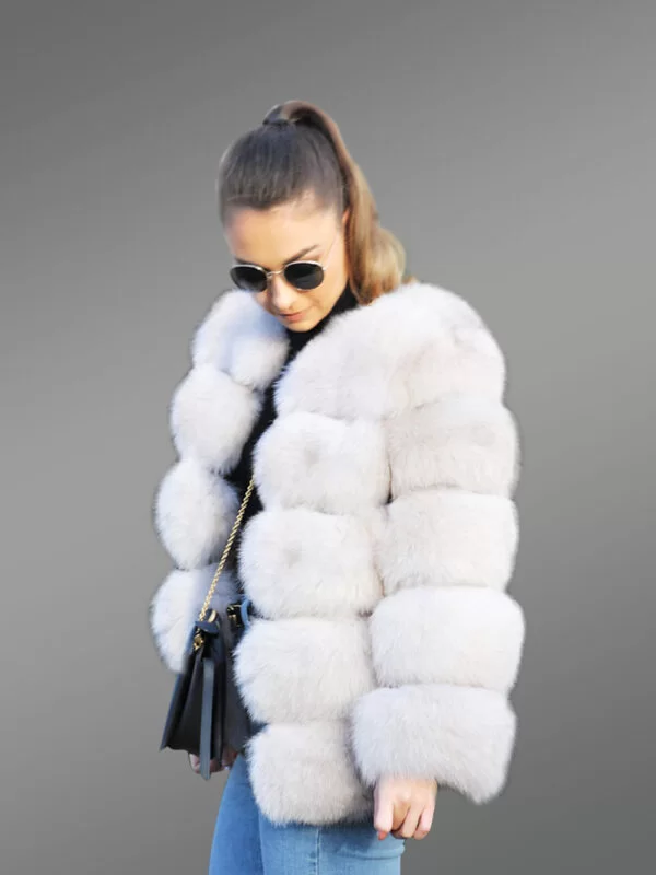 Women’s Textured Fox Fur coat with Baggy Fit - Image 4