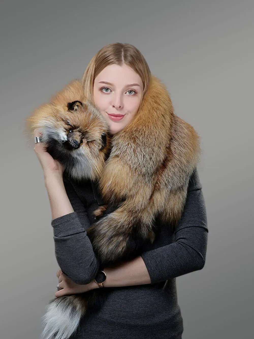 Womens Fox Fur Scarf with Lookalike Fox face and tail - Image 2