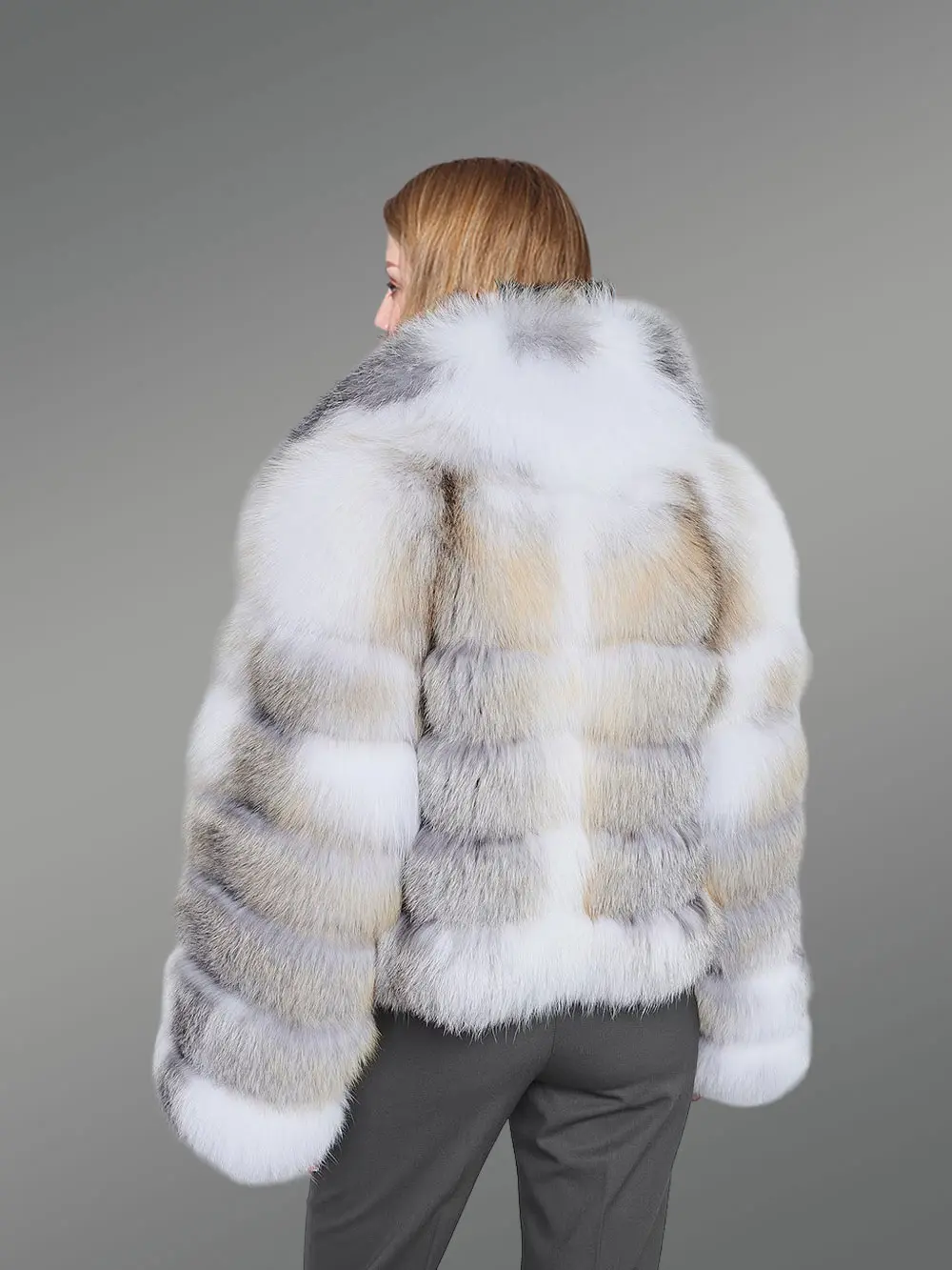 Women’s Short Fox Fur Coat with Shawl Collar and Frontline - Image 4