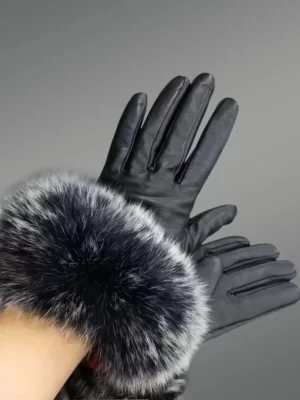 leather glove with fox fur cuff