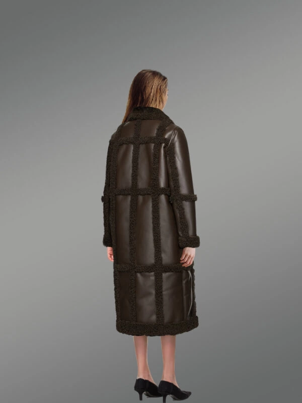 Womens Long Coat in Shearling Wool to Look Effortlessly Elegant - Image 4