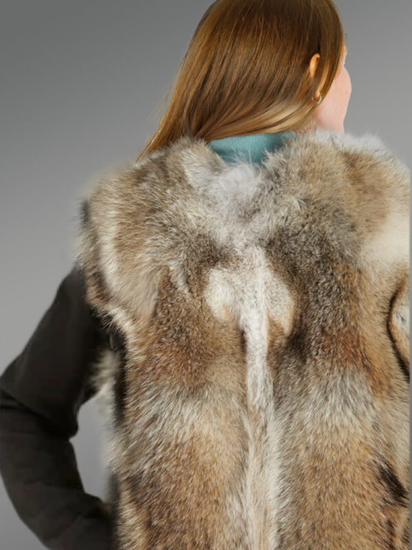 Women Coyote Fur Vest - Image 4
