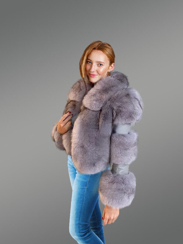 Women’s short length coat in Silver Fox Fur - Image 2