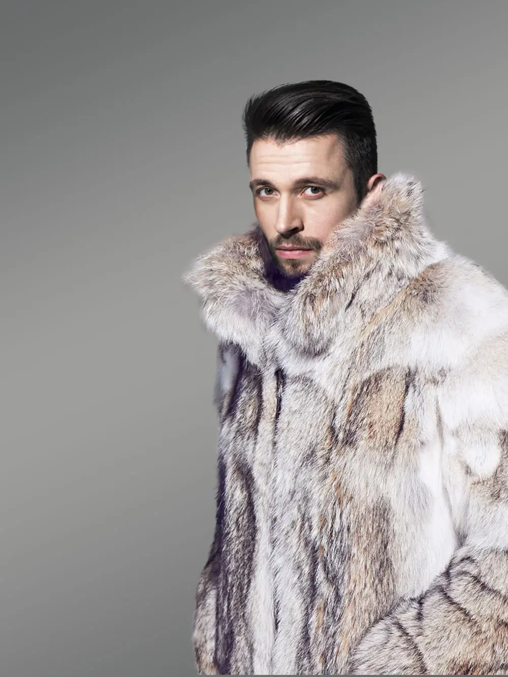 Mens Coyote Fur Bomber Jacket To Look Fashionable & Stay Warm - Image 3