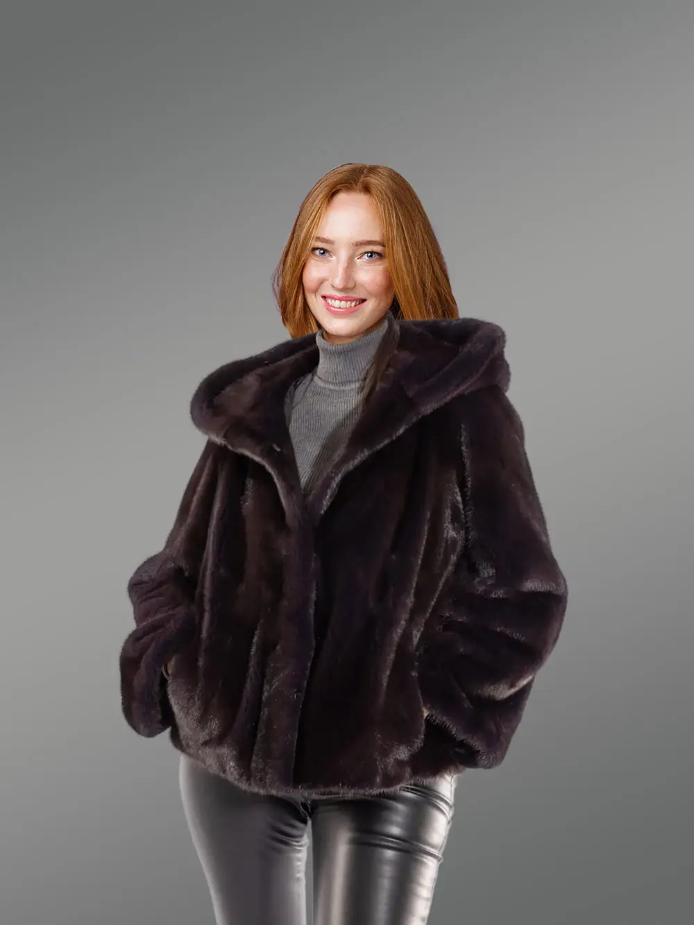 Womens Full Skin Mink Coat - Image 3