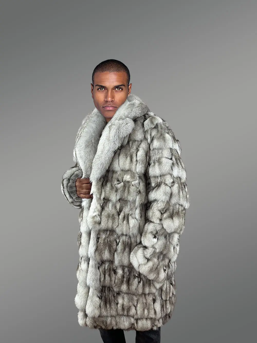 Mens Fox Fur Overcoat with Thermal Respite and Modish Look