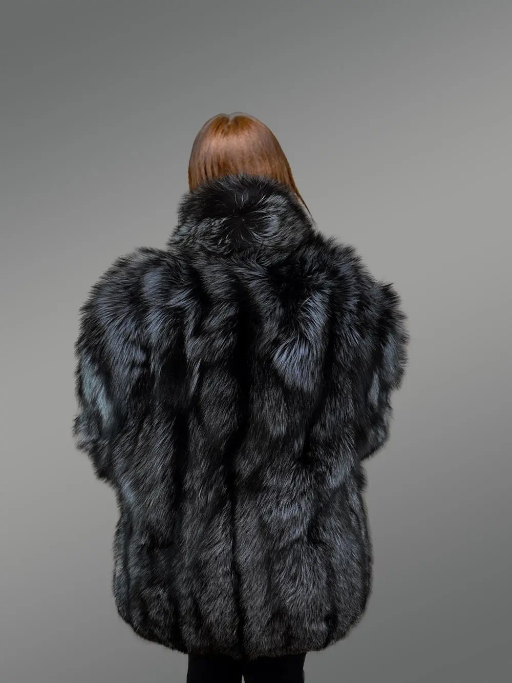 Mid Length Fox Fur Stroller – Stylizing Transcendent Comfort for Women - Image 6