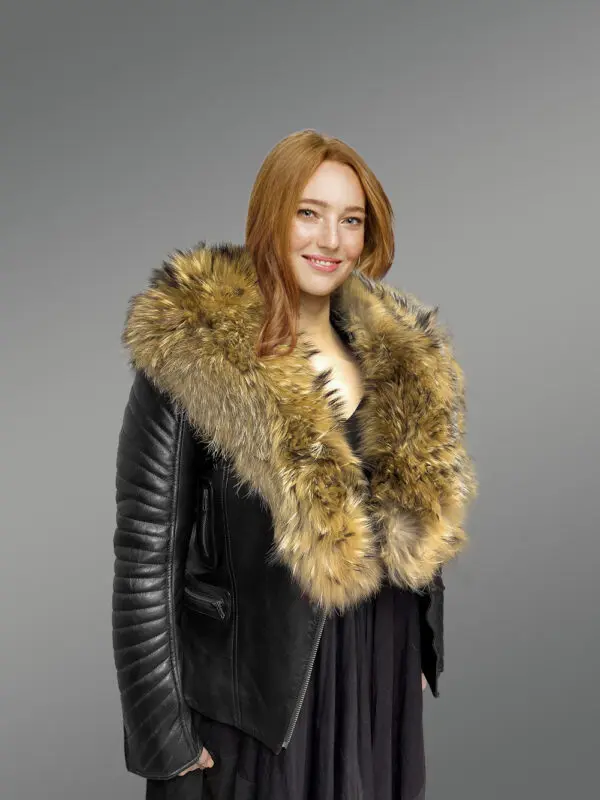 Womens Leather Biker Jacket with Fur Collar – Versatile Outfit for Many Occasions - Image 5