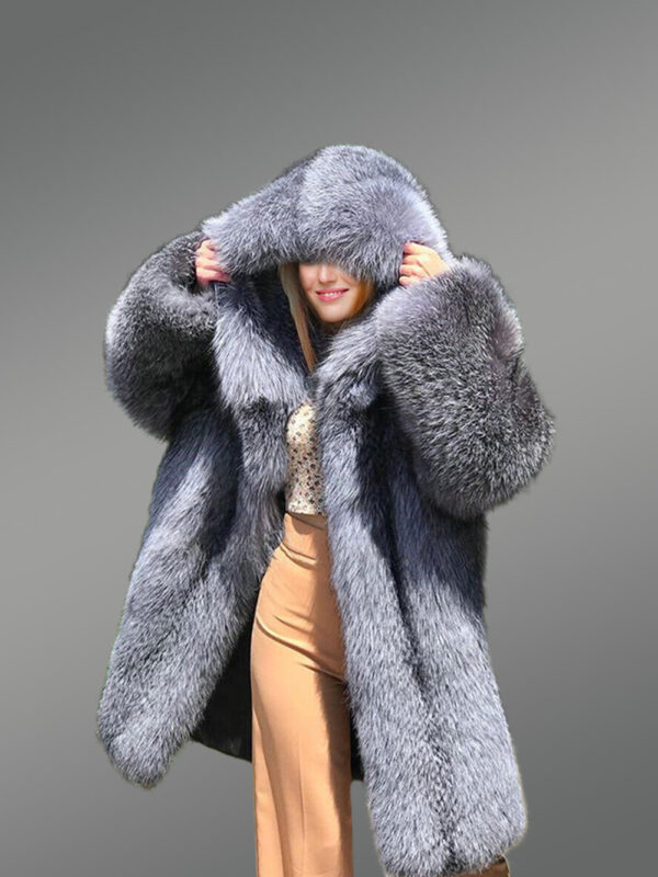 Coat in Fox Fur for Womens to Stay Toasty in Style - Image 3