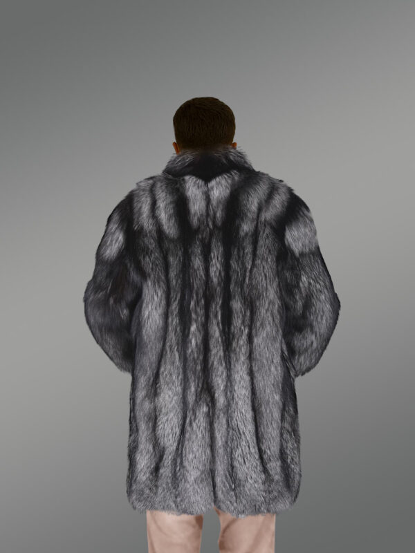 Deluxe Mens Silver Fox Fur Stroller – Balanced Fusion of Warmth and Style - Image 2