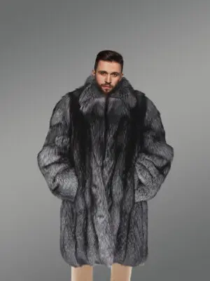 Deluxe Mens Silver Fox Fur Stroller – Balanced Fusion of Warmth and Style