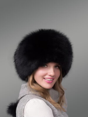 Womens Silver Fox Beret with Tail–Be the Diva of Every Event