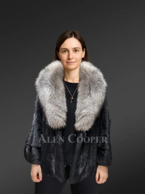 Women’s Fullskin Mink Coat with Fox Collar (4)